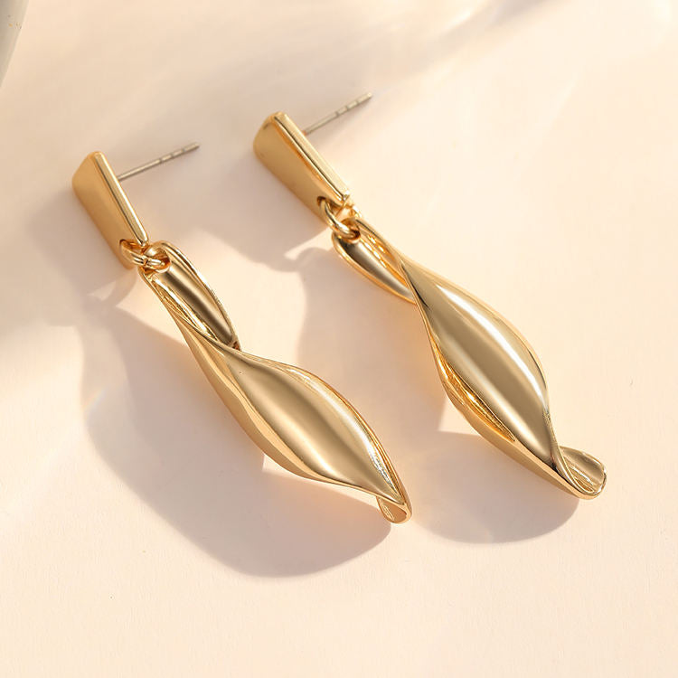 Velisse Twist Drop Earrings