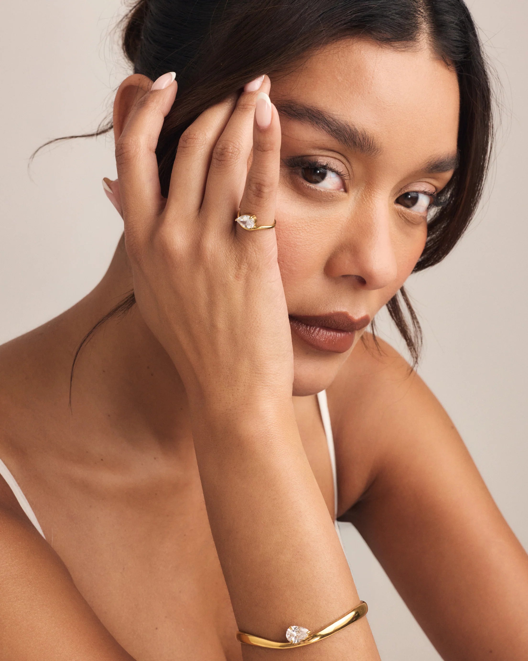 Iris Crystal Curve Bangle