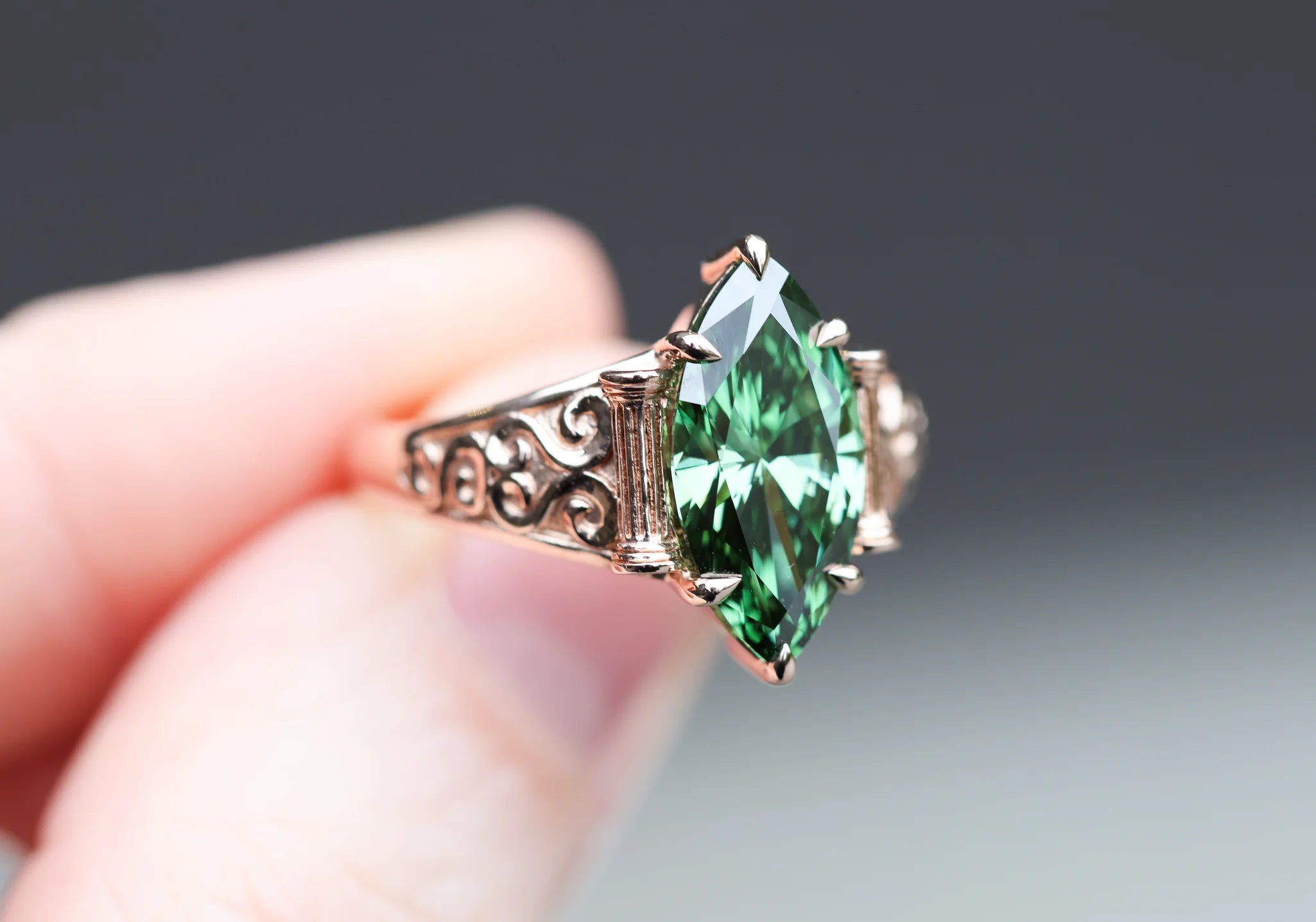 Evelyn Emerald Stone Ring (Size 7)