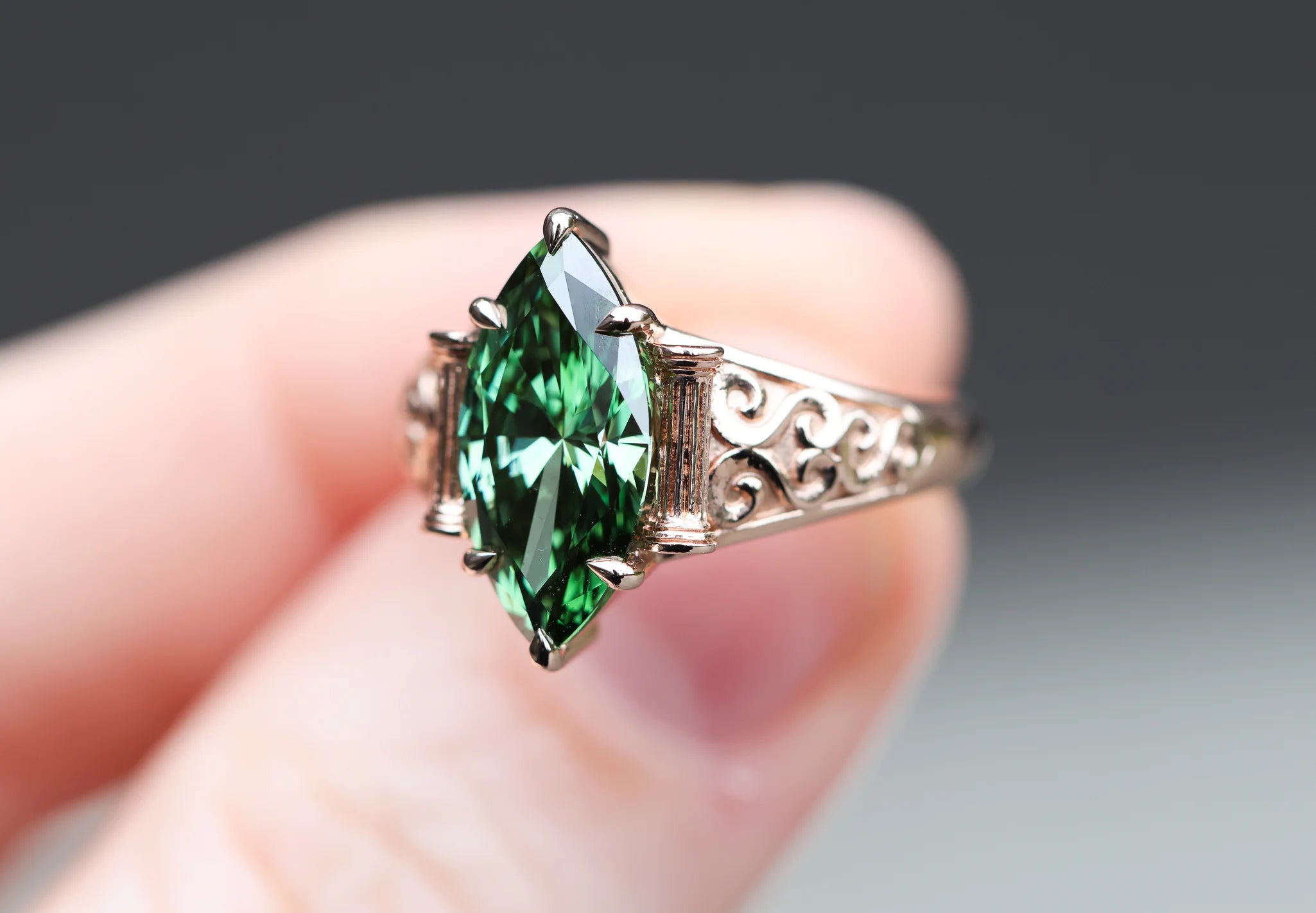 Evelyn Emerald Stone Ring (Size 7)