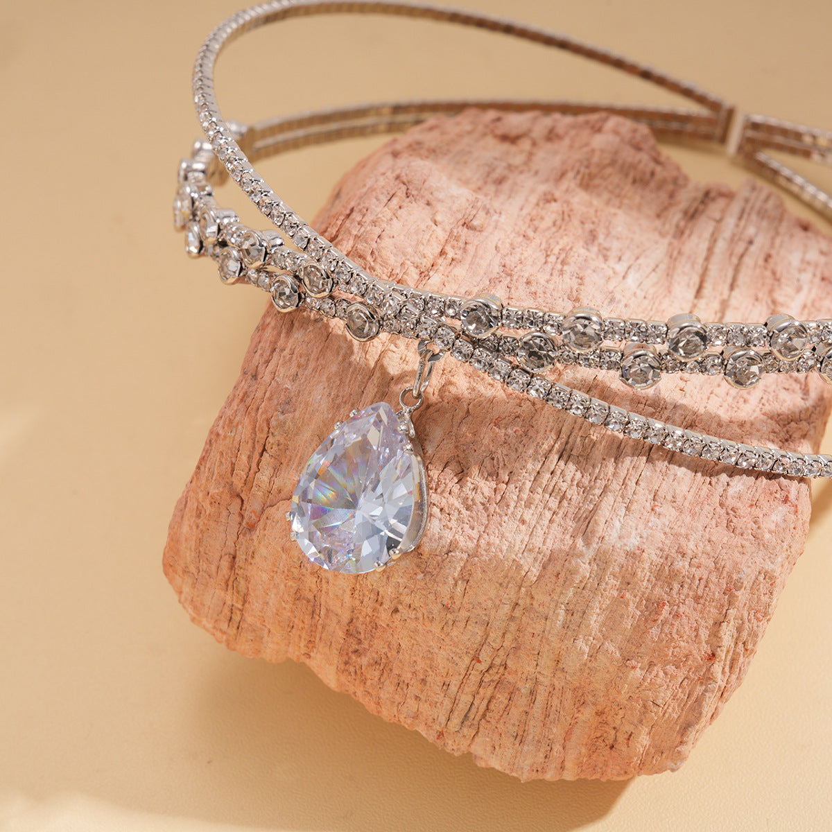 Calistique Drop Adjustable Choker