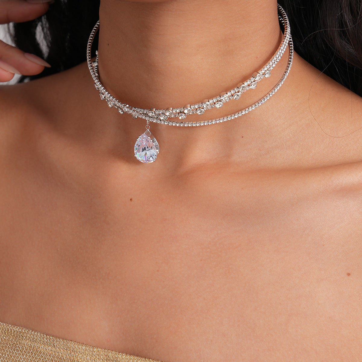 Calistique Drop Adjustable Choker