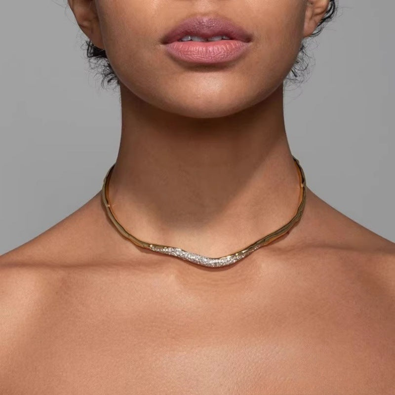 Swerve Shine Collar