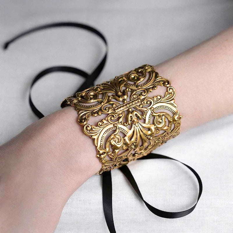Regal Lace Adjustavble Cuff