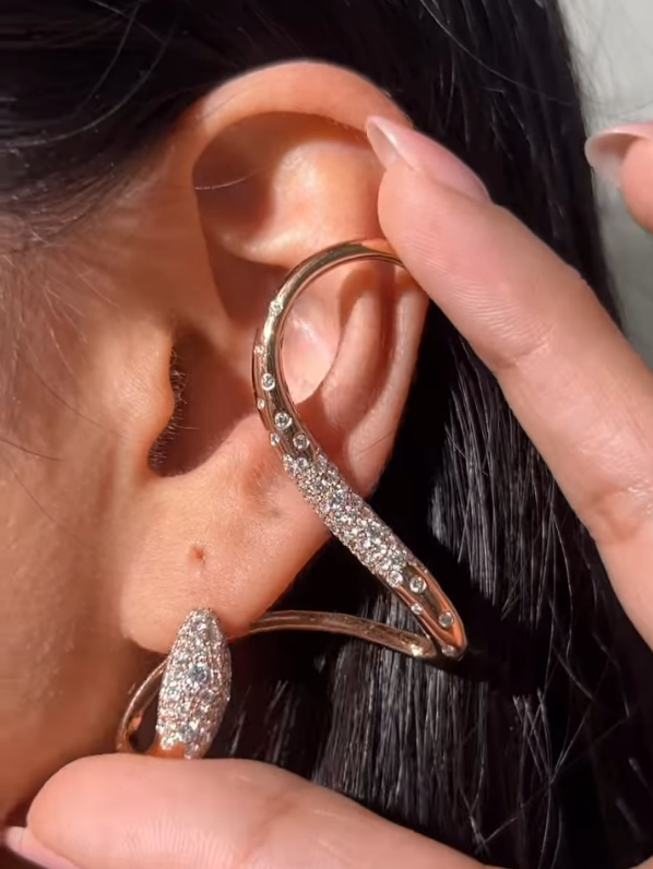 Crystal Curve Ear Cuff