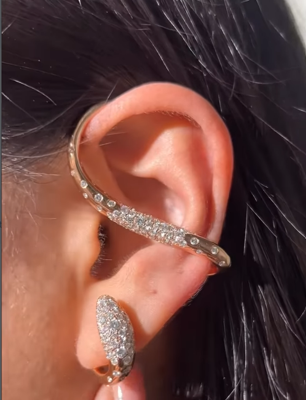 Crystal Curve Ear Cuff