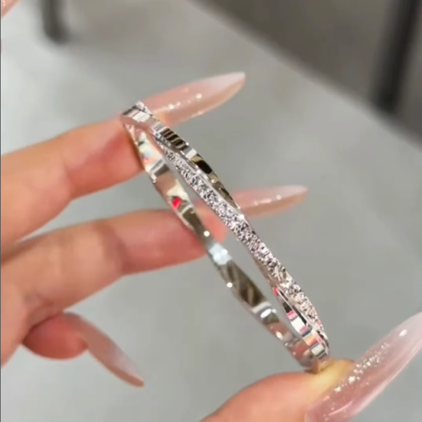 Rumina Crystal Bangle