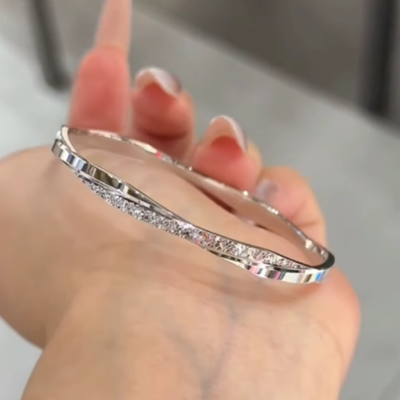 Rumina Crystal Bangle