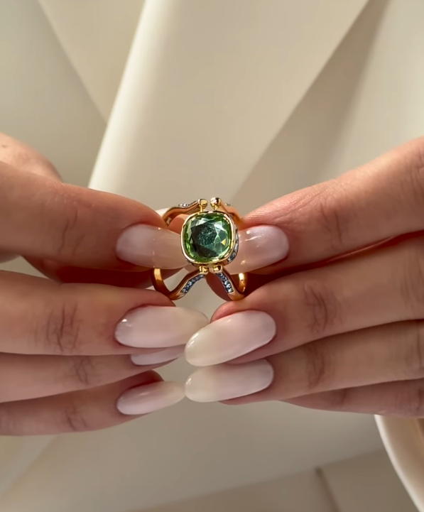 Enne Emerald Orbit Ring (two in one)