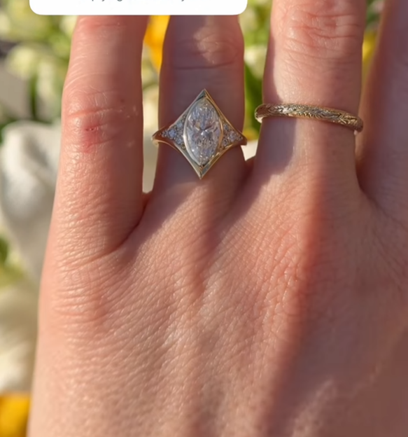 Aurora Marquise Ring (Size 7)