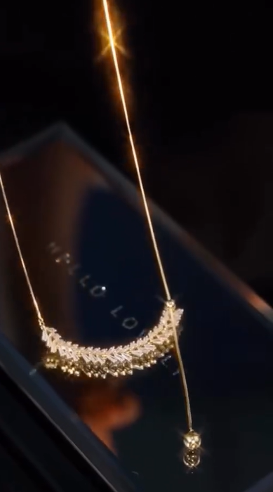 Golden Whispers Choker