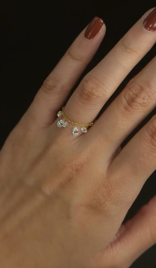 Drizzle Kiss Ring