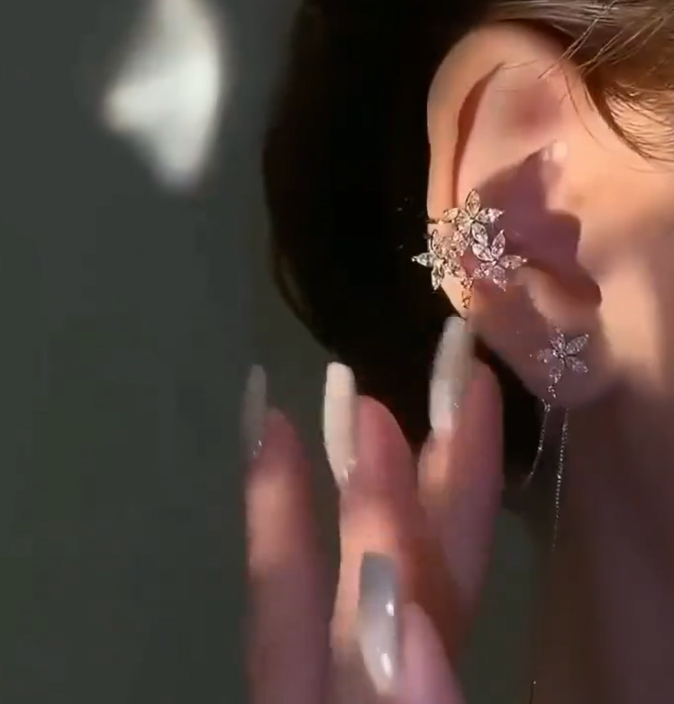 Eirielle Vine Ear Cuff