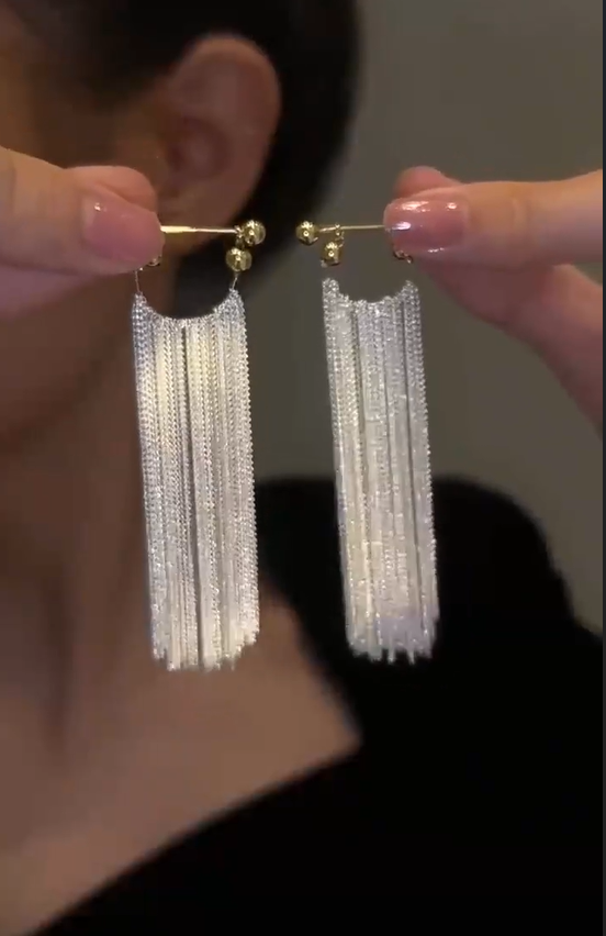 Noctelle Tassel Drops