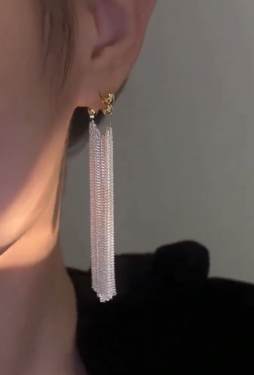 Noctelle Tassel Drops