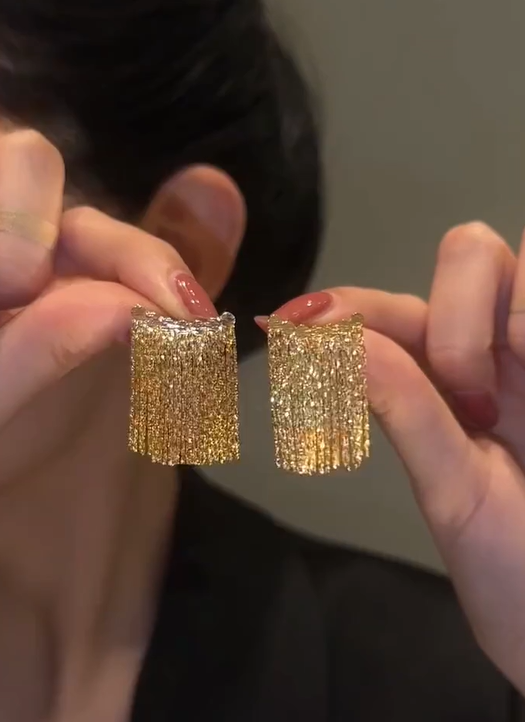 Zariya Fringe Earrings
