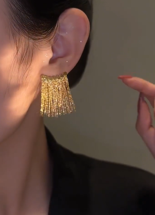 Zariya Fringe Earrings