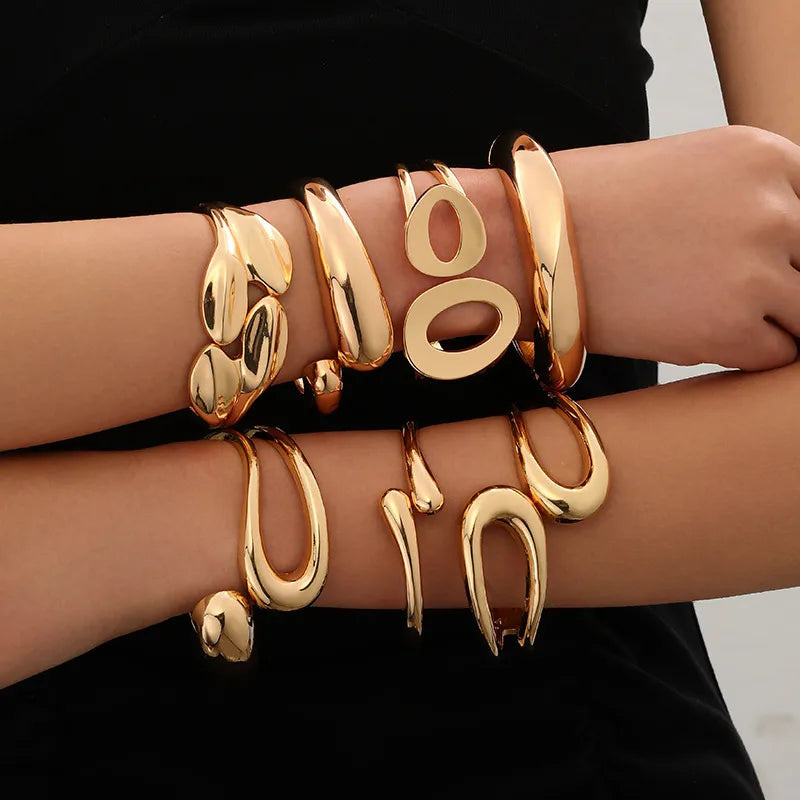 Aura Curve Cuff Bracelet