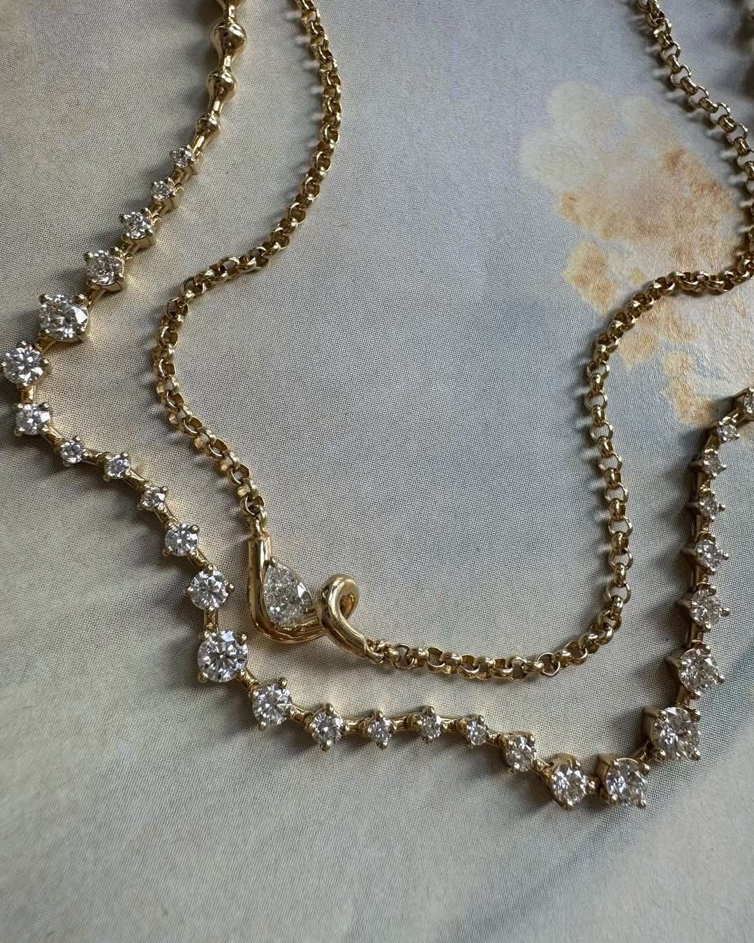 Nayla Double-layered Zircon Necklace