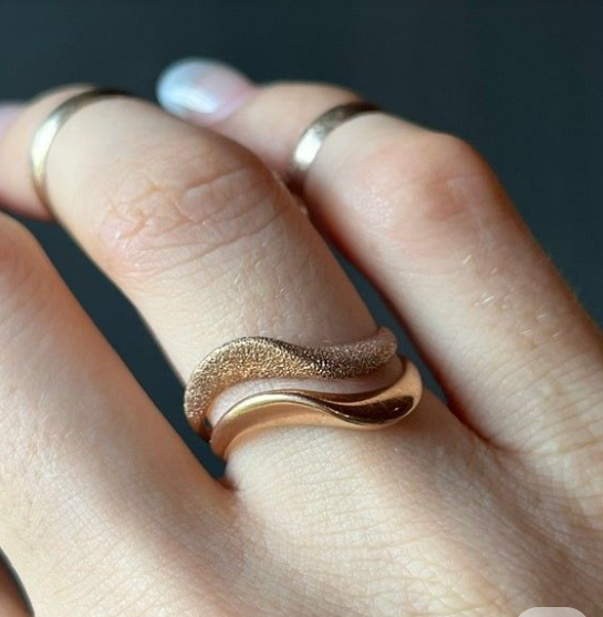 Rose Dune Wave Ring