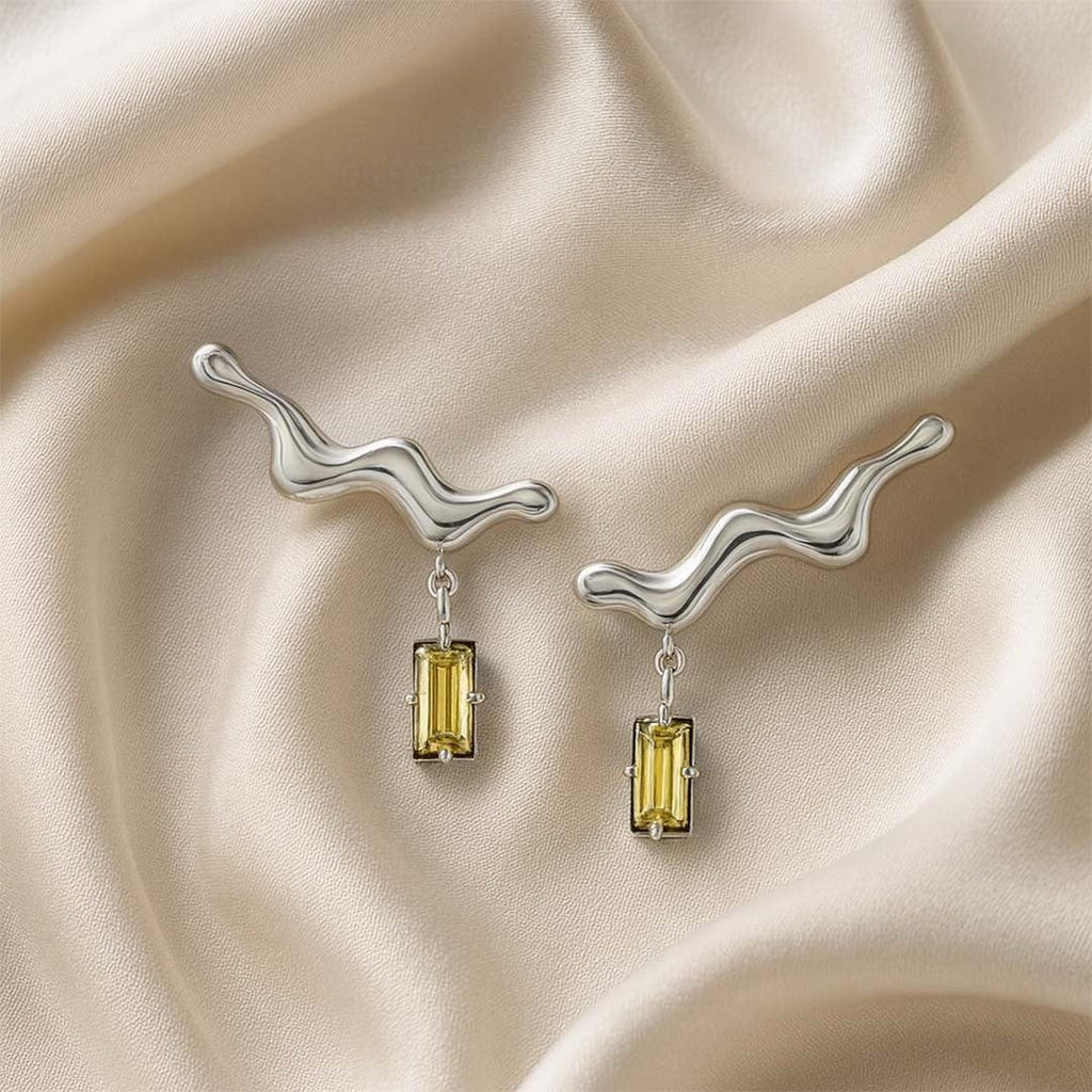 Ripple Effect Ear Crawler