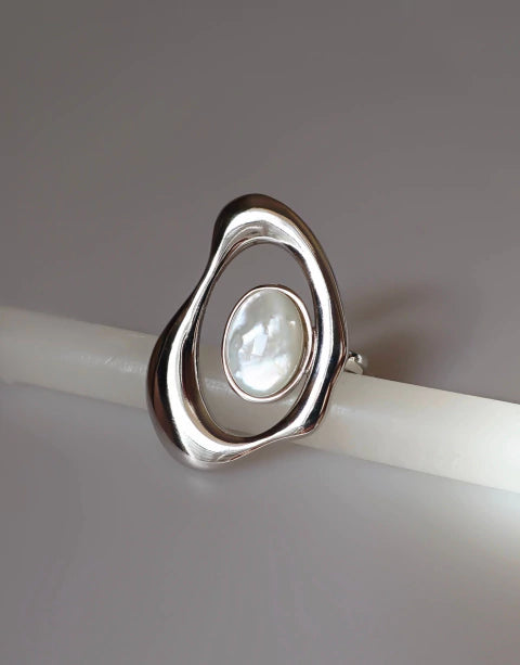 Muse Pearl Ring