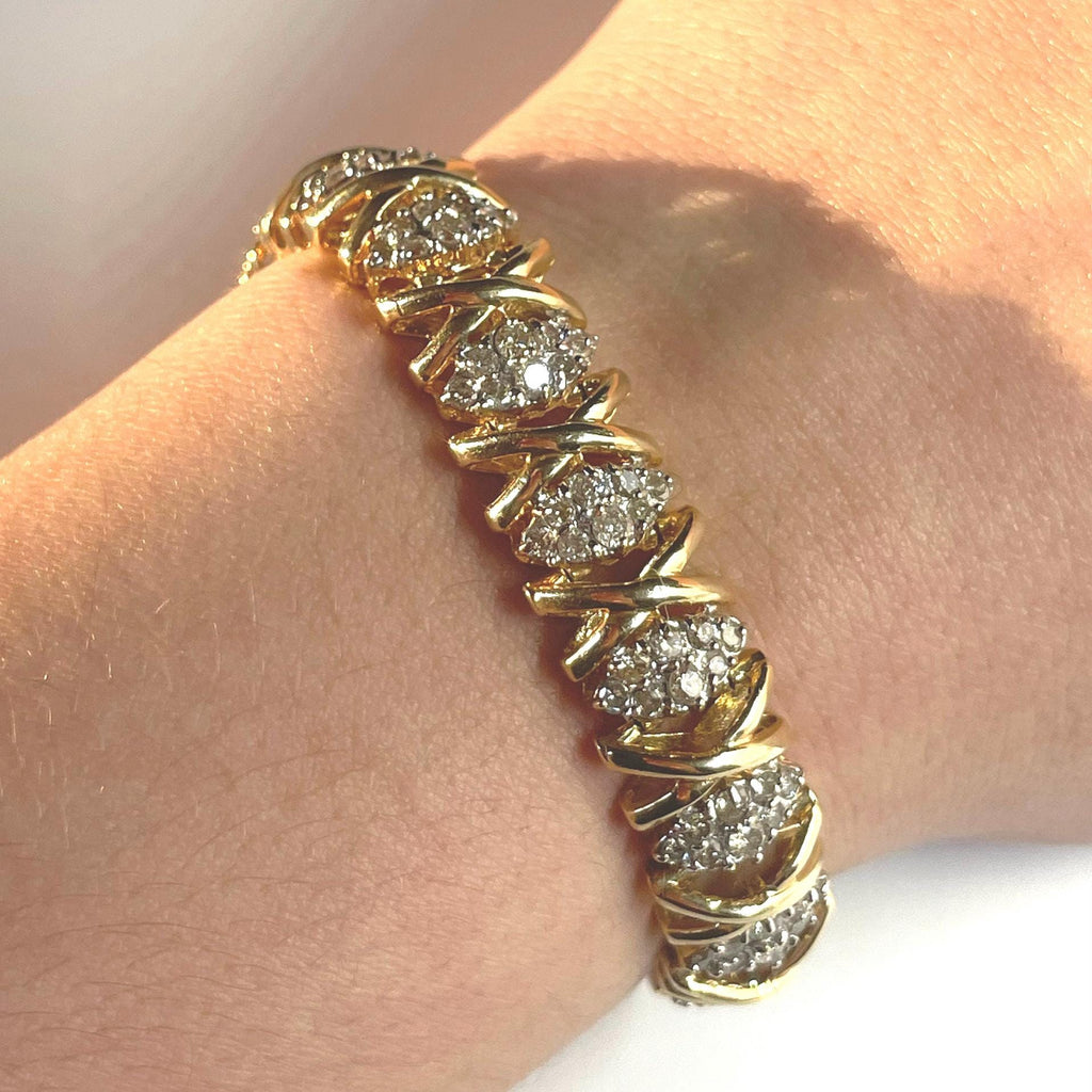 Virelia Crystal Embrace Bracelet