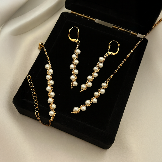 Ayra Pearl Whisper Jewelry Set