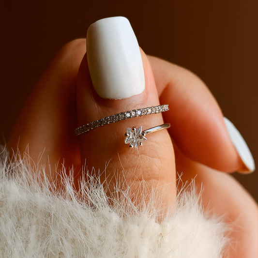 Naya Delicate Dual-Band Ring