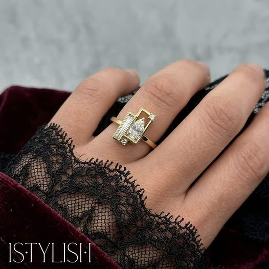 Split Prism Ring (Size 7)