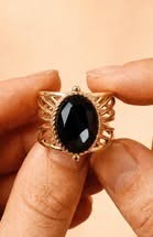 Hazel Noir Adjustable Oval Ring