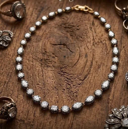 Noir Glimmer Collar Necklace