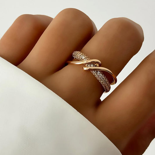 Zaina Criss-Cross Gold Ring