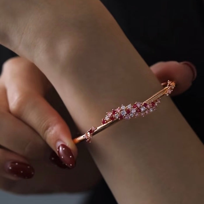 Rosévine Bloom Bangle