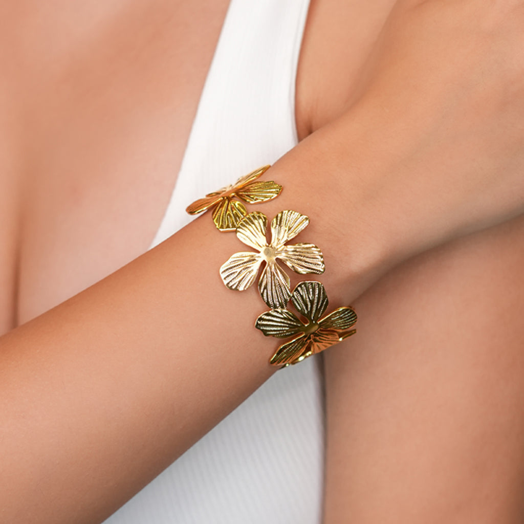 Flora Edge Gold Cuff