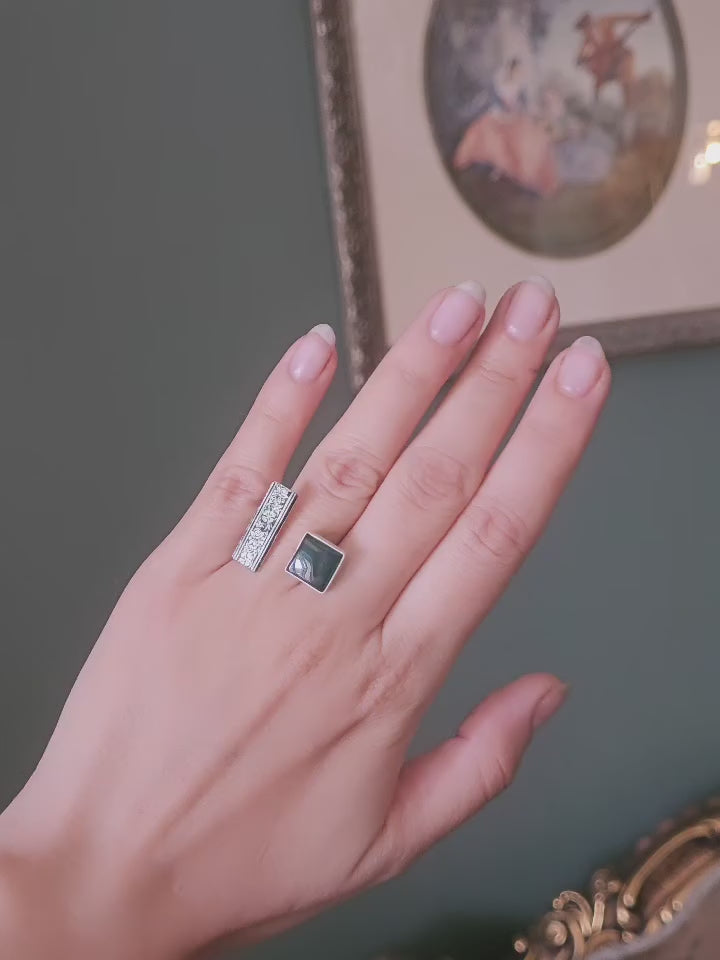 Monochrome Duo Ring