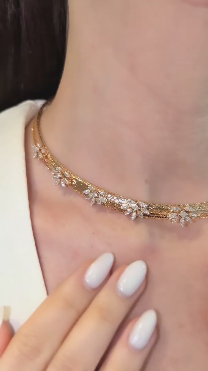 Laurel Necklace & Earrings Set