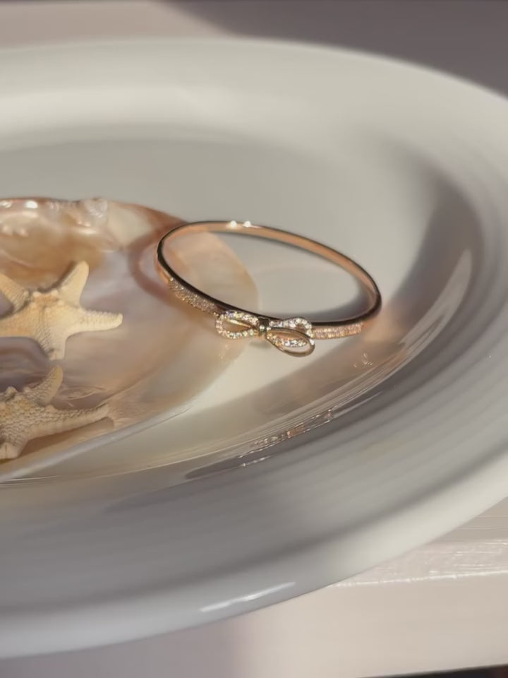 Olivia Bow Bracelet