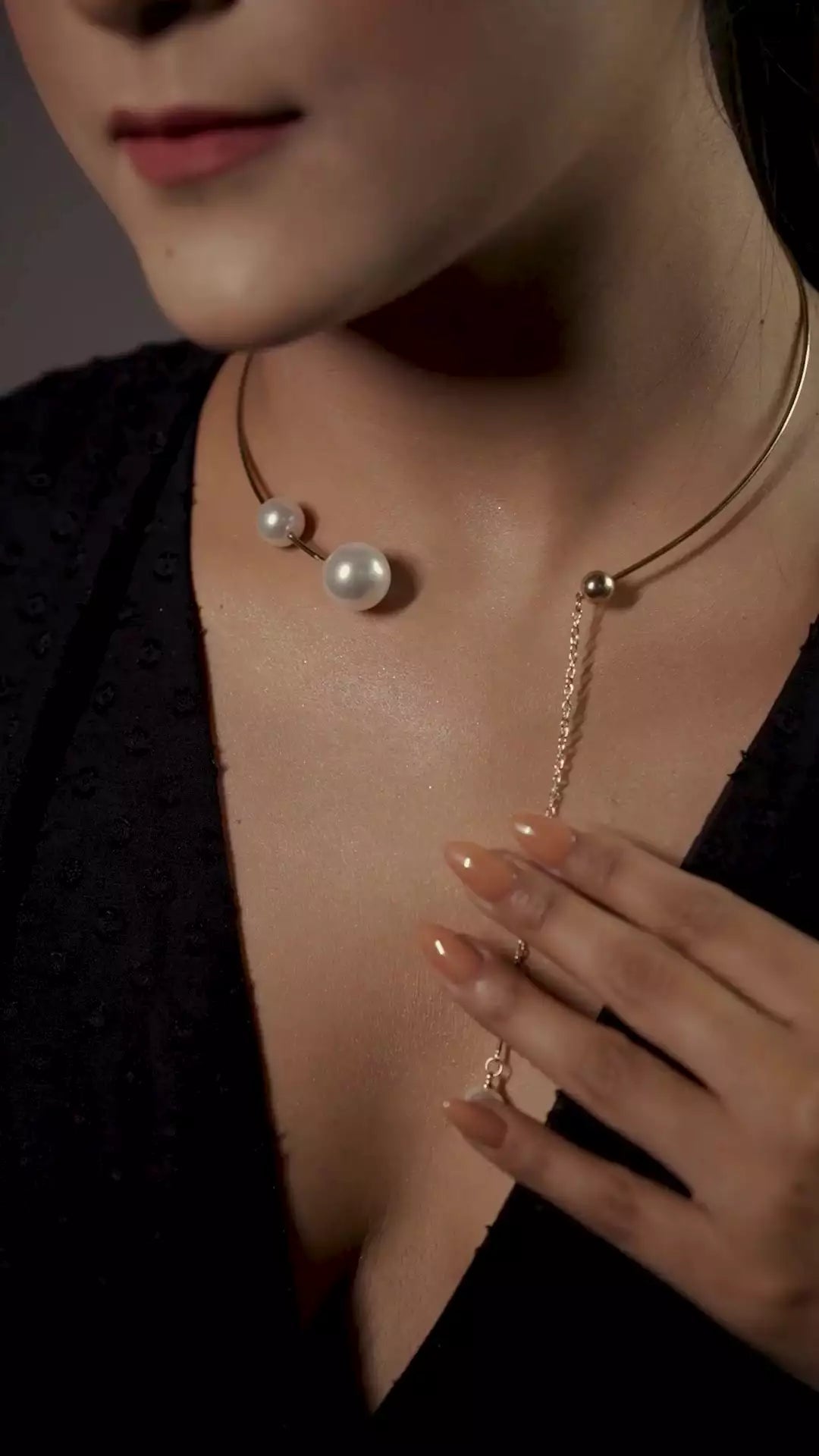 Emma Gold Pearl Necklace